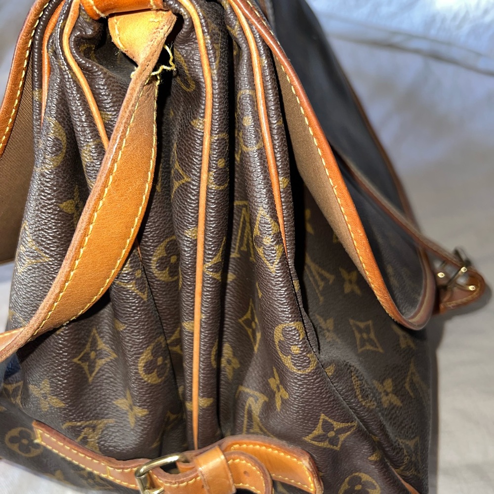 Louis Vuitton Brown Monogram Messenger Bag - Picture 5 of 11